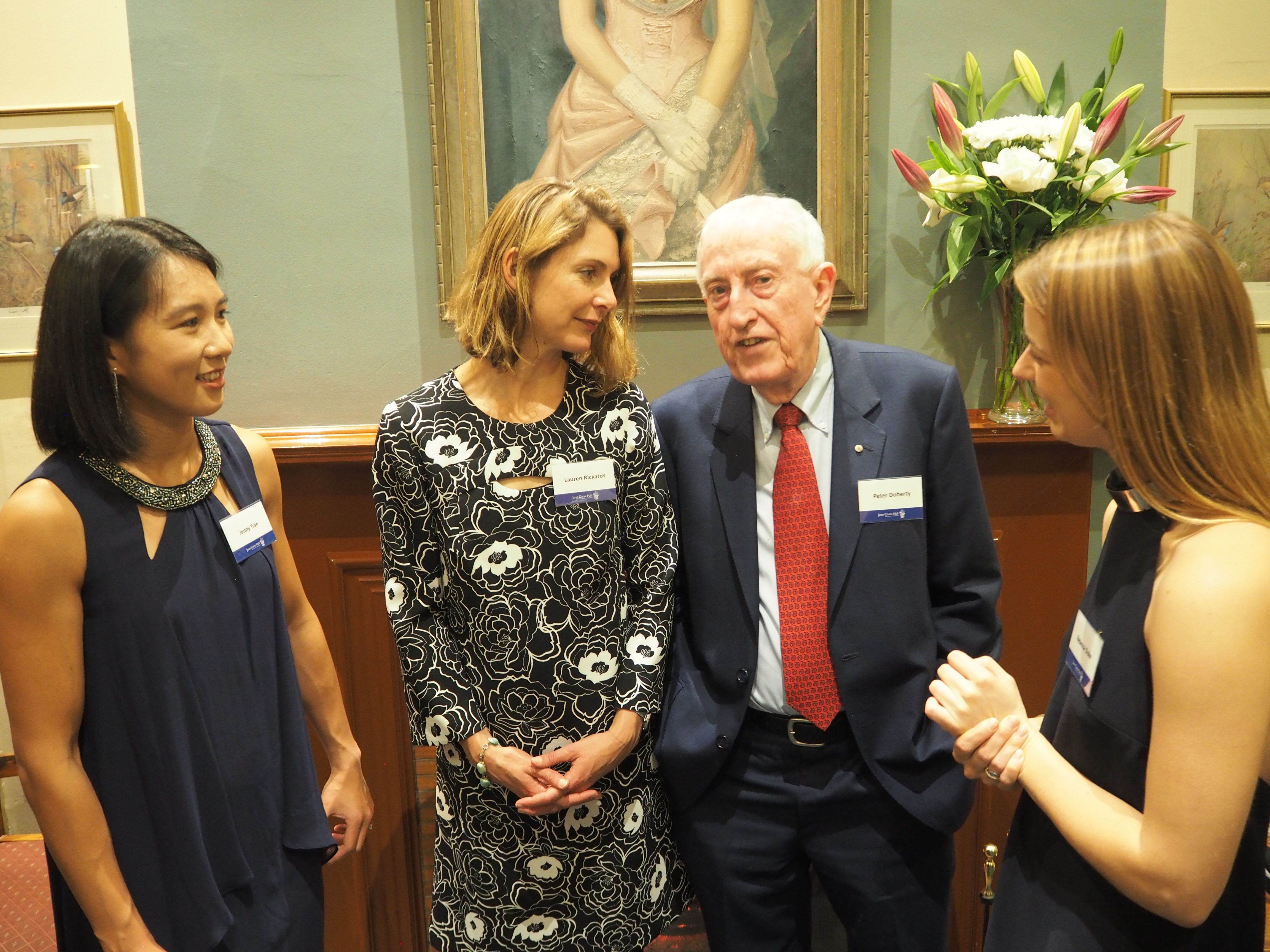 JCH Rhodes Scholars Jenny Tran, Lauren Rickards and Bec Duke talk with College Visitor and Nobel Laureate Peter Doherty at our Literature Dinner